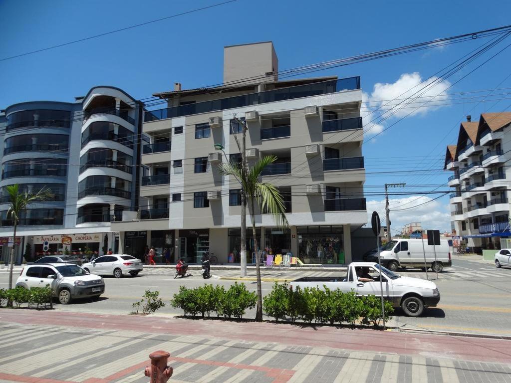 Apartamento Bombas Avenida Principal Appartement Bombinhas Buitenkant foto